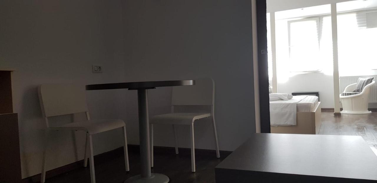 Grand Central Accommodation - Beldiman بوخارست المظهر الخارجي الصورة