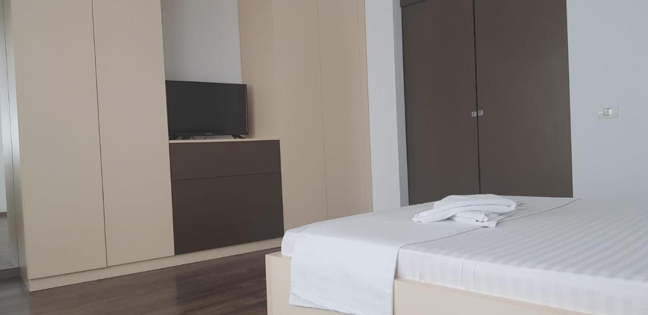 Grand Central Accommodation - Beldiman بوخارست المظهر الخارجي الصورة
